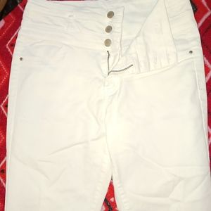 New high-waisted white pants